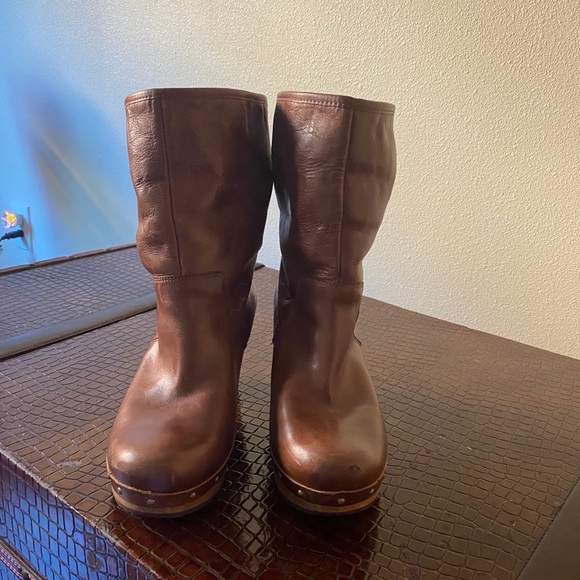 Booties - Picture 6 of 6